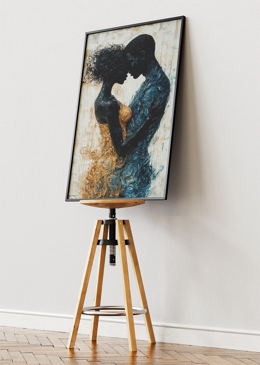 Romantic Abstract Couple Wall Art – Black and Gold Embrace Canvas Print & Modern Love Statement Poster for Bedroom Decor UK